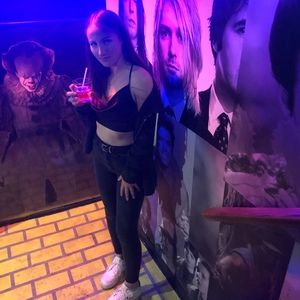 Meet your Posher, Laura